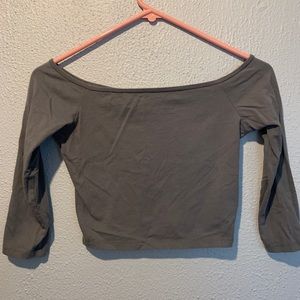 Hollister 3/4 Sleeved Crop Top